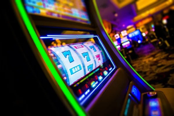 Evolution Gaming live-dealer table interface on agengacor login mobile